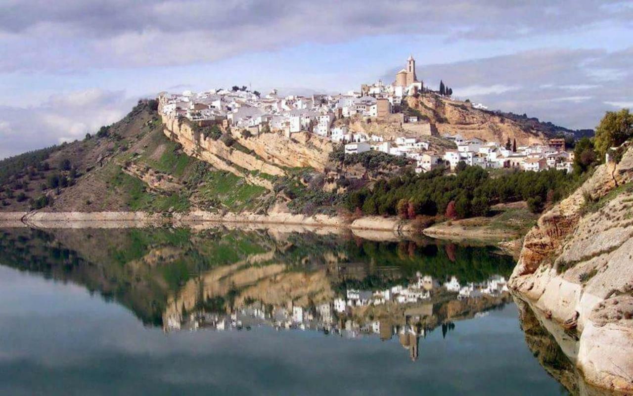 伊斯纳哈尔Cortijo De La Cruz别墅 外观 照片